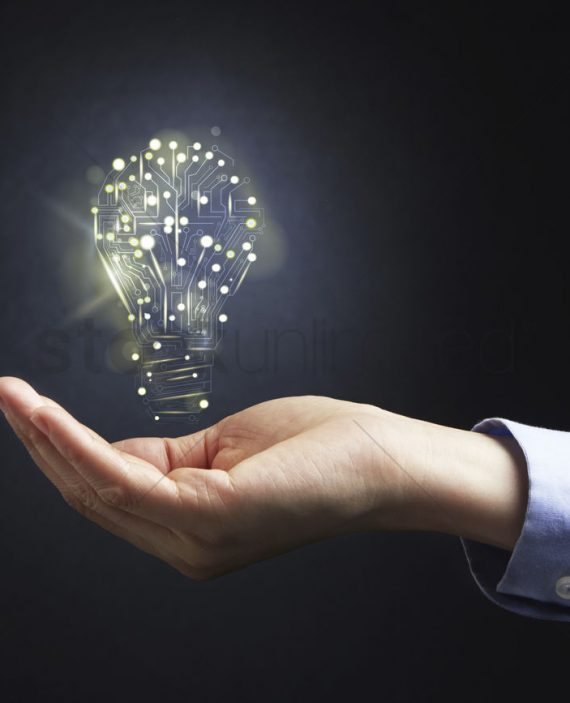 hand-presenting-a-light-bulb-formed-by-printed-circuit-board_2012682 hand-presenting-a-light-bulb-formed-by-printed-circuit-board_2012682
